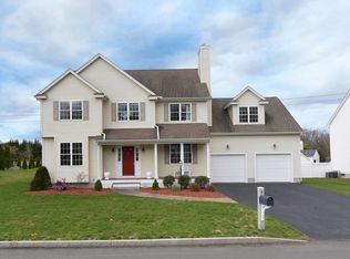 6 Kelly Farm Way, Burlington, MA 01803