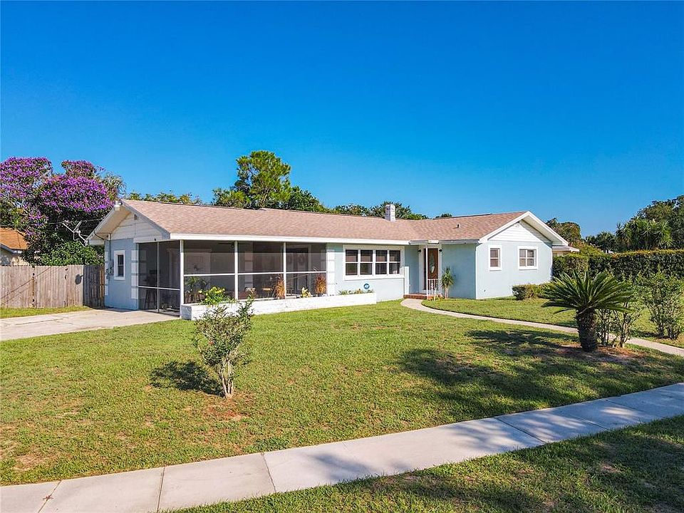 1st image of 946 Strathmore Pl