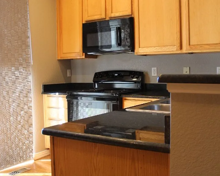 9543 Pearl Cir #102 — Photo 2