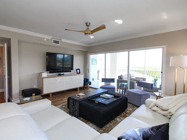 35 Bluebill Ave #B-702 — Photo 32