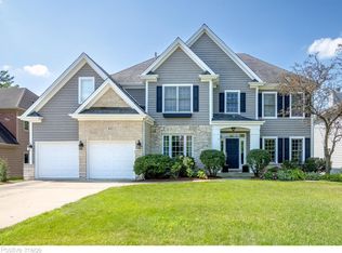 445 Lynn Ct, Clarendon Hills, IL 60514