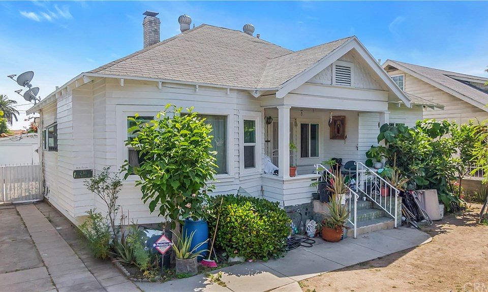 1st image of 236 E Avenue 40