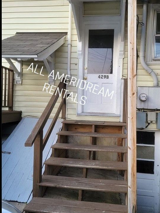 ENTRANCE TO HOME