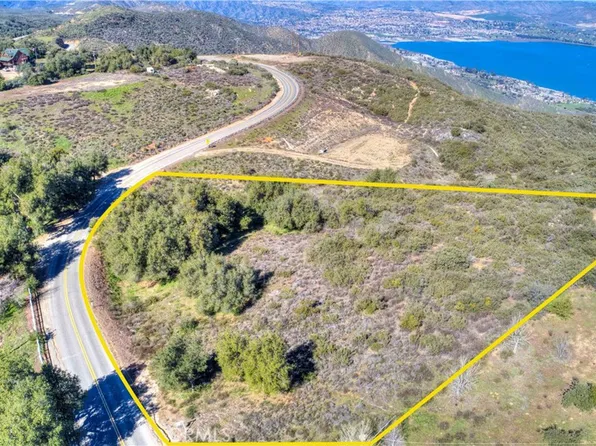 7 S Main St #7, Lake Elsinore, CA 92530