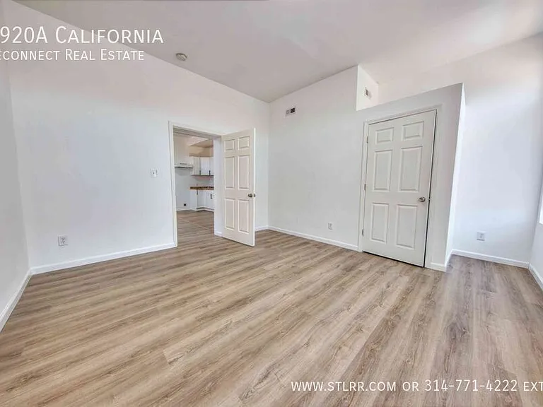 3920A California Ave — Photo 9