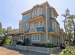 94 15th St E, Avalon, NJ 08202