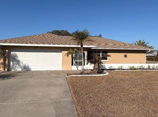 1337 Whispering Ln, Venice, FL 34285