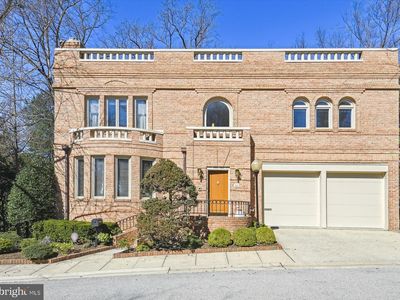 4606 Foxhall Cres NW, Washington, DC, 20007