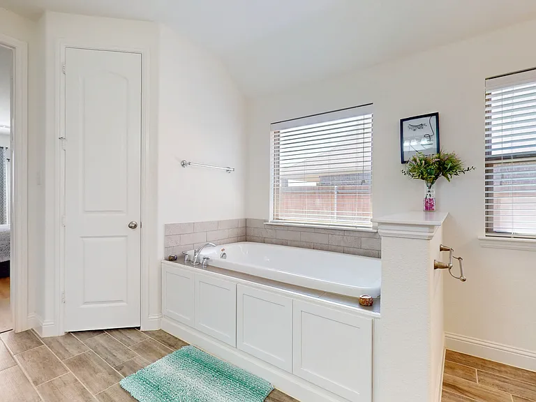 6112 Whale Rock Ct — Photo 19