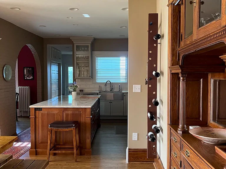 550 Summit Ave #301 — Photo 9
