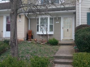 27 Southall Ct #3, Sterling, VA 20165