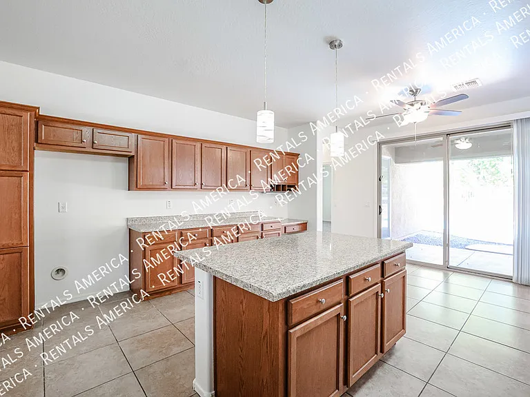 6946 W Harwell Rd — Photo 23