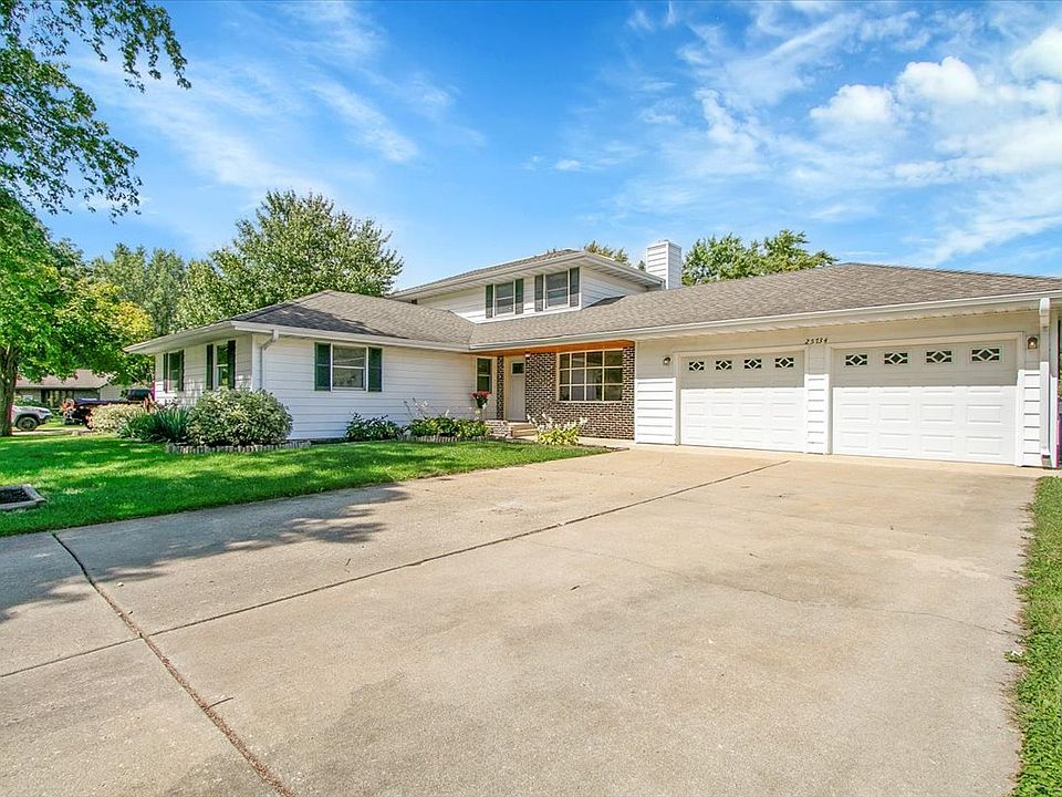 1st image of 25734 W Hickory Ct