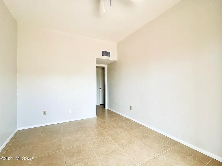 4554 E Camino De Cancun — Photo 16