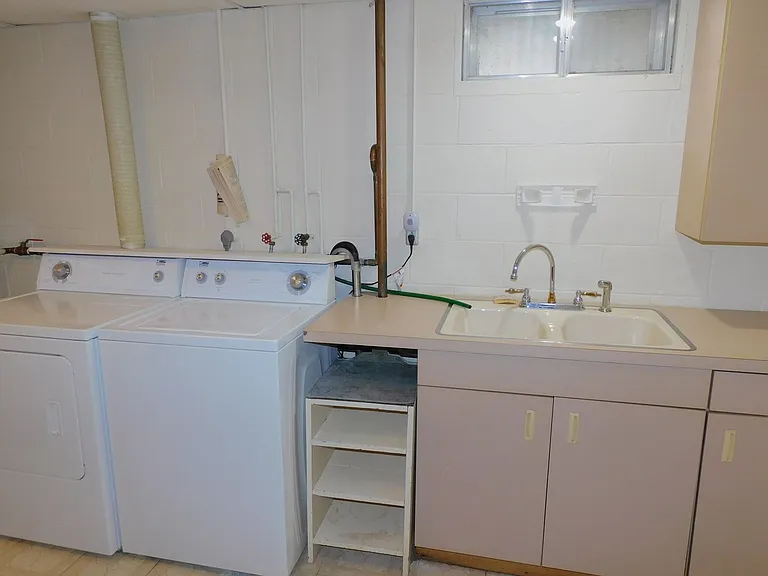 1133 N Howard Ave — Photo 15