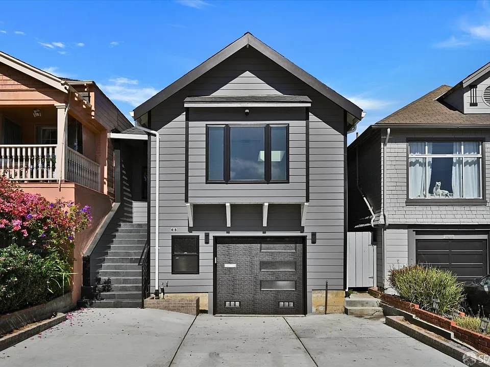 66 Delano Ave
