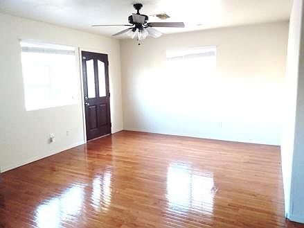 3rd image of 270 N 4th St