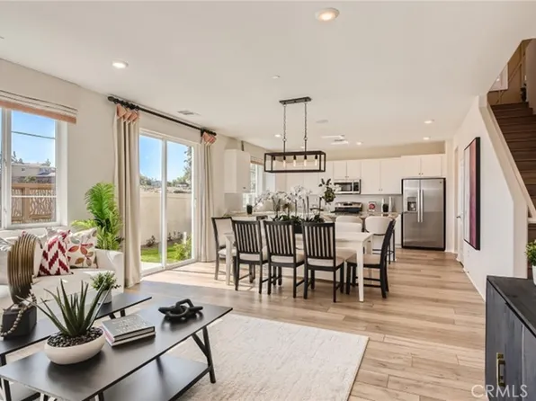 36567 Camino Springs Ave, Murrieta, CA 92563