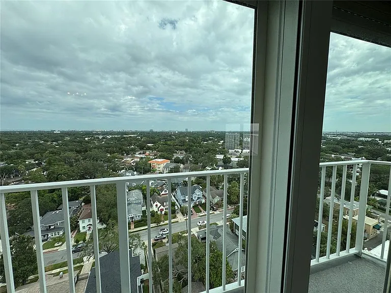2611 Bayshore Blvd #1805 — Photo 22