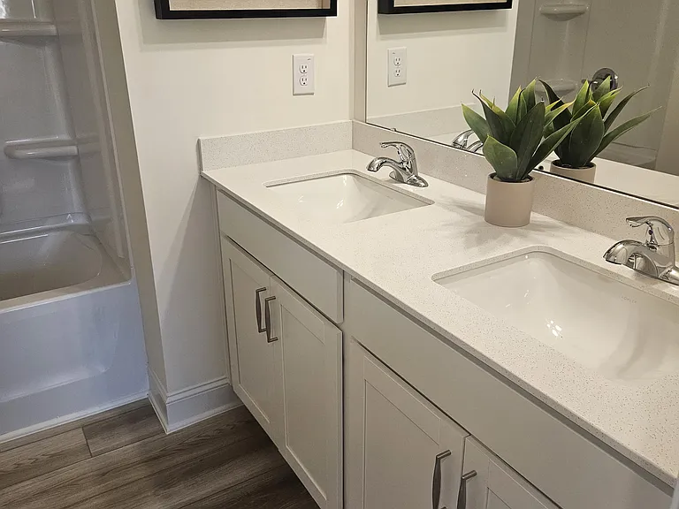 180 Hyacinth Ln — Photo 9