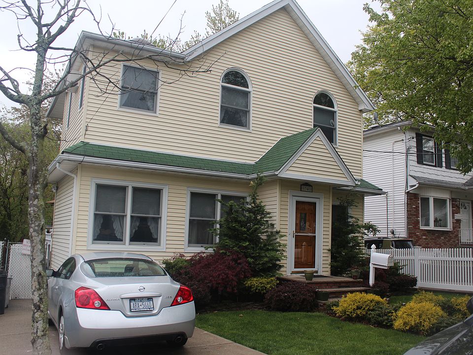 1st image of 34 Holly Ave