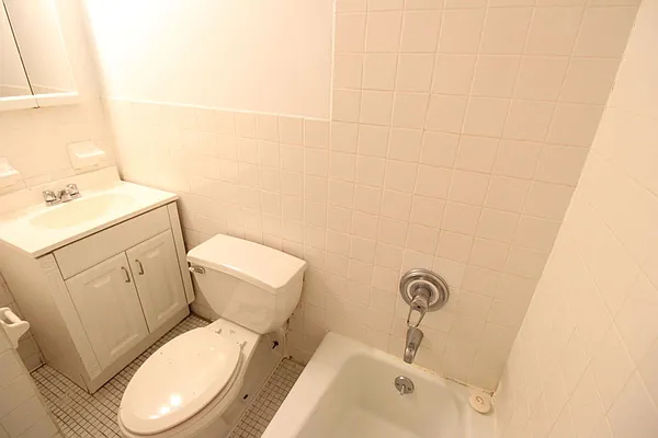 Rented by Luxor Homes & Investment Realty | media 18