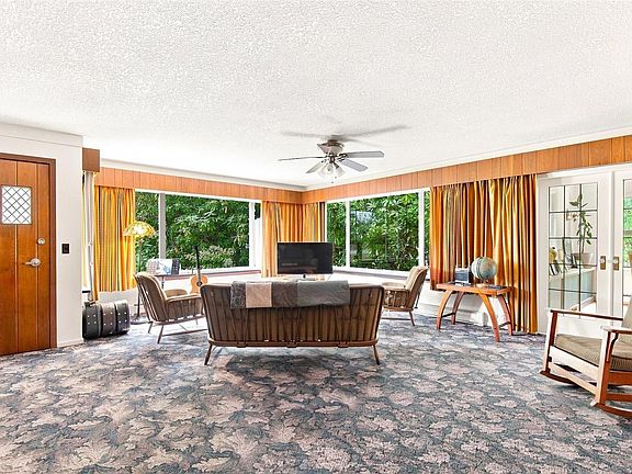 4th image of 6009 River Rd