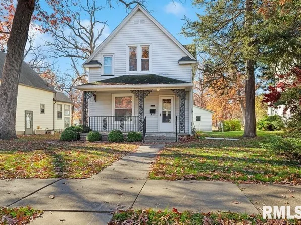 3217 Park 16th St, Moline, IL 61265
