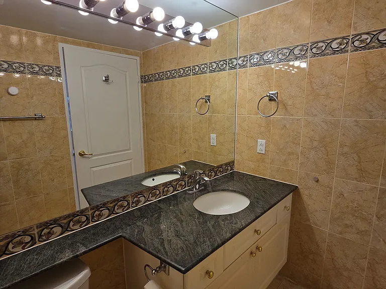 11 Townsgate Dr #1510 — Photo 31