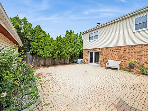 4th image of 6614 Kane Ave