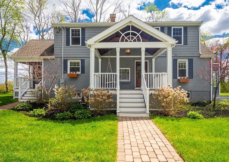 1st image of 3 Walters Dr