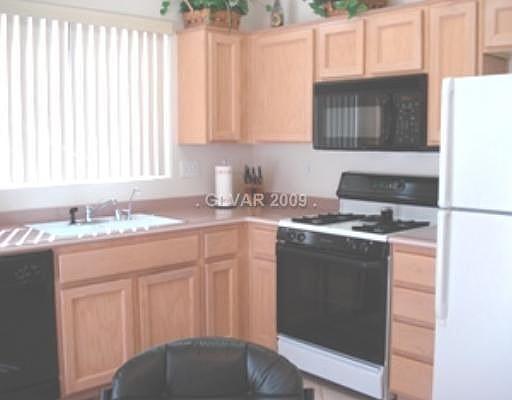 3rd image of 10516 Sea Palms Ave