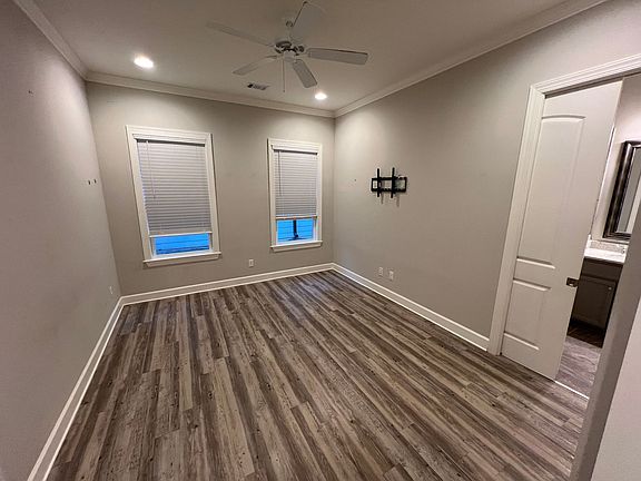 3rd image of 1401 Pinnacle Park Ln APT 603