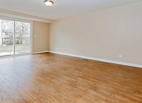 4th image of 7018 Lowell Dr