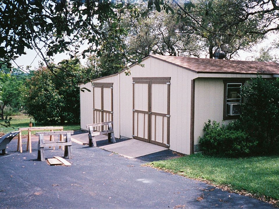 2nd image of 132 County Road 139c