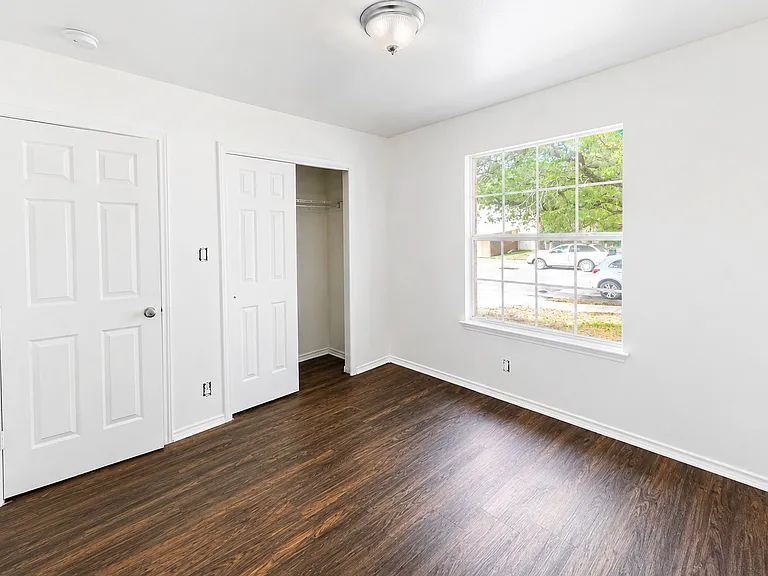 4124 Wensledale Dr #1 — Photo 6