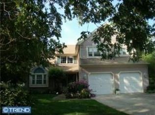 3 Gatehouse Ct, Sicklerville, NJ 08081
