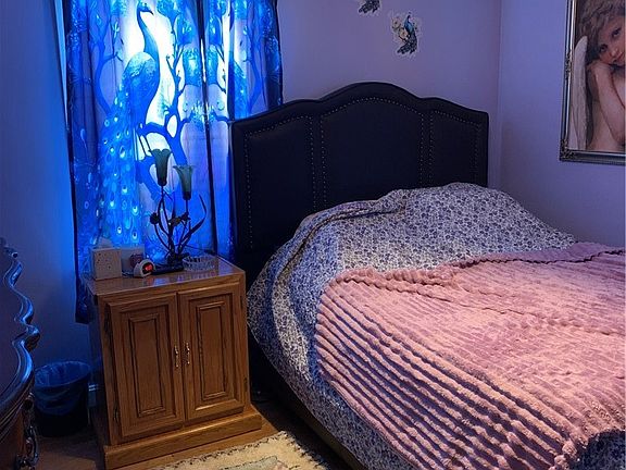 3rd image of 1942 Fisher Dr