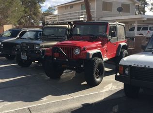 8072 Wishing Well Rd, Las Vegas, NV 89123