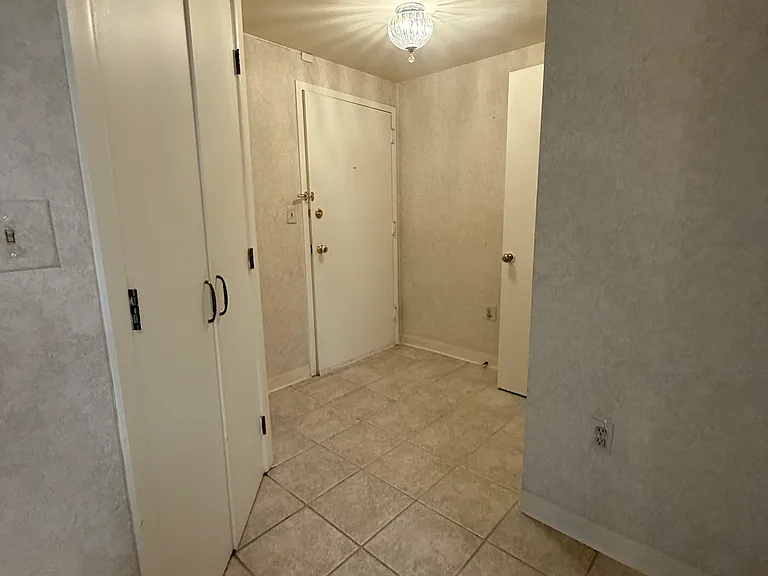 310 Lookout Ave #106 — Photo 35