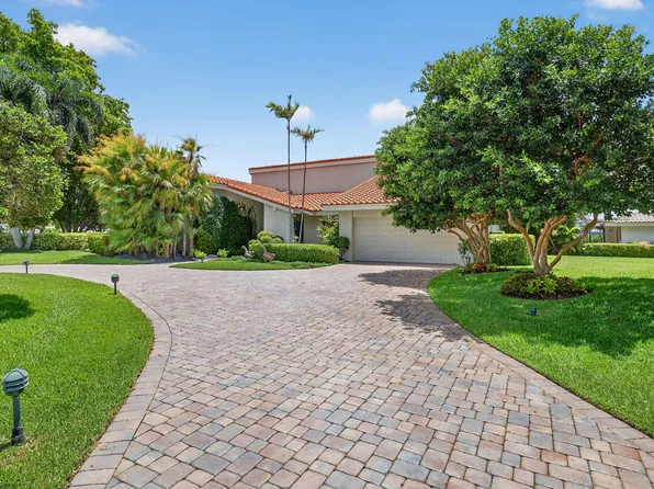 5107 Pineview Circle, Delray Beach, FL 33445