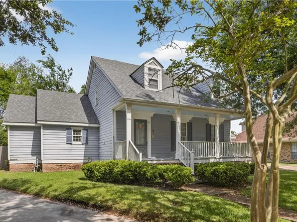 7 Whispering Oaks Dr, River Ridge, LA 70123