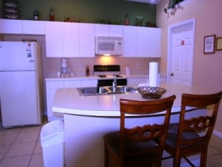 WP4P8072KP-kitchen-and-bar