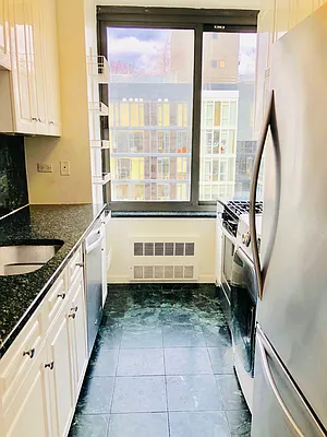 Rented by Brown Harris Stevens | media 7