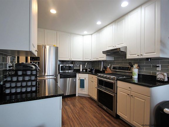 2nd image of 196 Sterling Pl