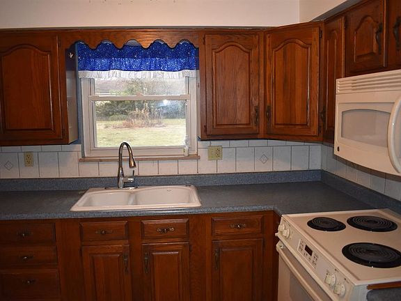 4th image of 1149 Deblin Dr