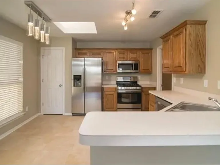 4909 Vaquero Ct — Photo 18