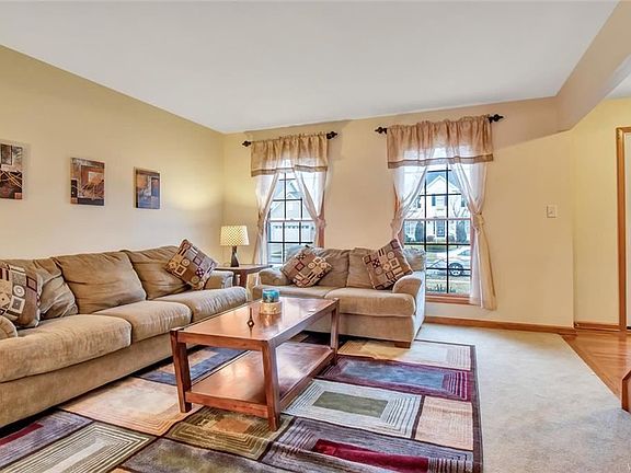 4th image of 57 Newcastle Dr