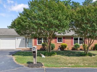 2855 Cypress Crest Ln, Hayes, VA 23072