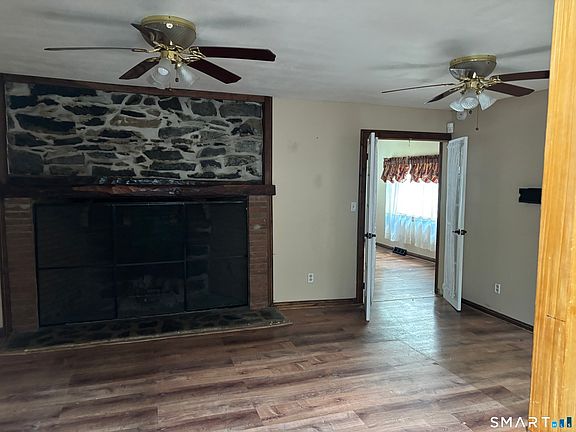 5th image of 324 Wheelers Farms Rd